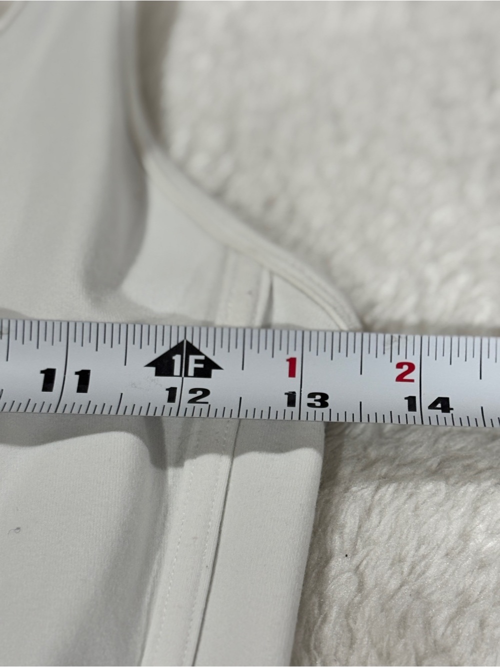TNA White Scoop Neck Crop Tank - Picture 7 of 7